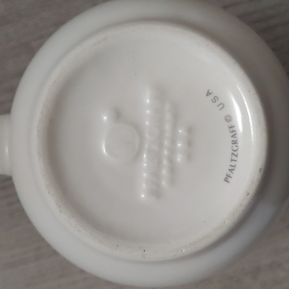 4 pfaltzgraff tea cups - Picture 2 of 3